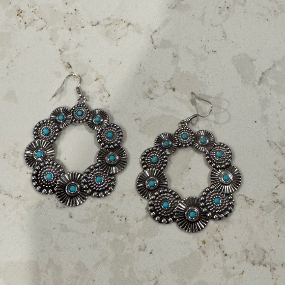 Turquoise and Silver Women’s Floral Earrings Boho Bohemian - Picture 1 of 1